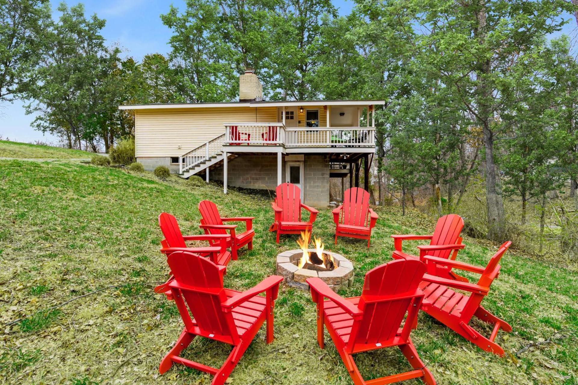 Harpers Ferry Cabin Hot Tub, Deck, Fire Pit, Wifi Eksteriør billede